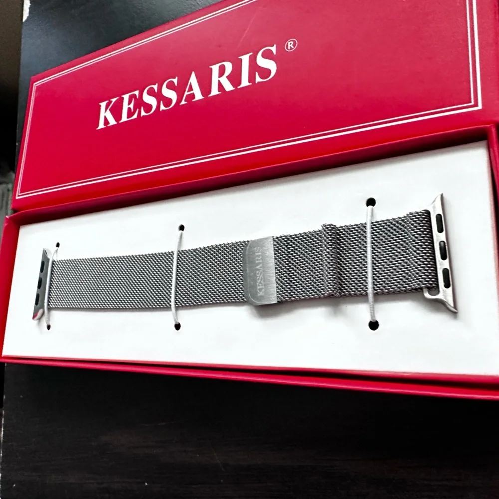Kessaris Apple Watch Straps Silvertone mesh band